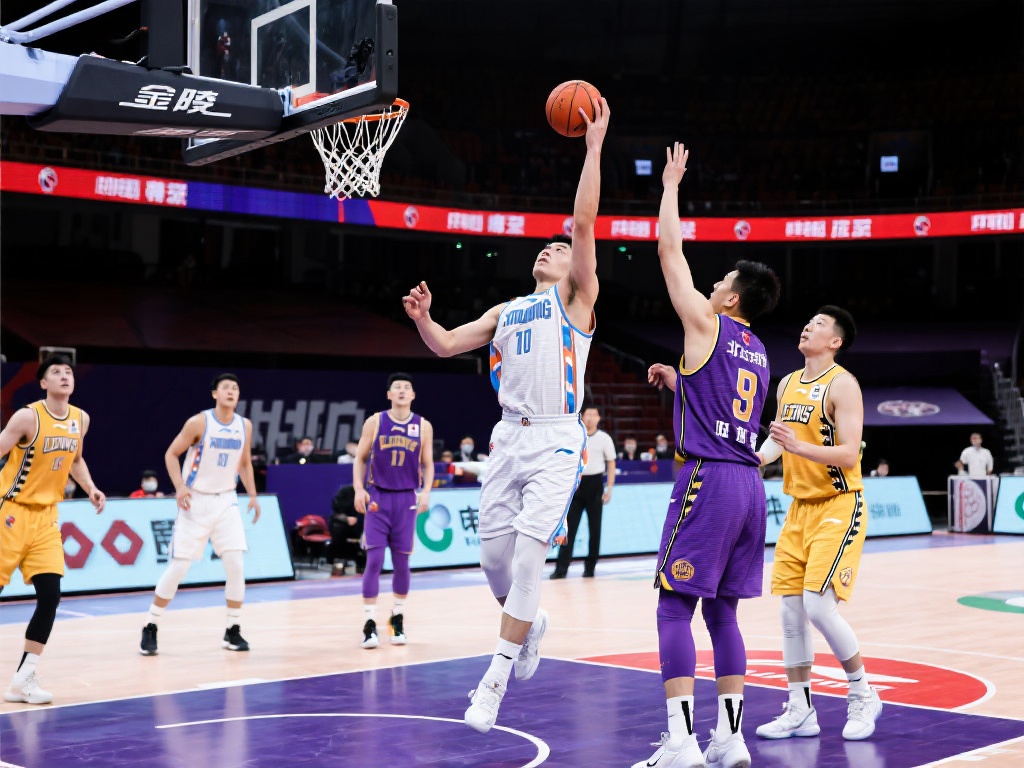 新疆男篮主场惊险击败北控男篮 进入下半场,比赛的节奏明显加快,双方你来